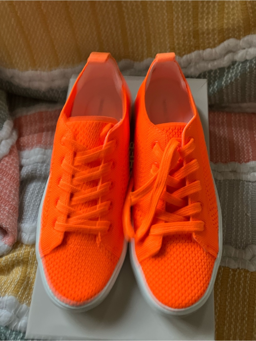 Marc Fisher Sashya Womens Size 7 Neon Orange Knit Low Top Lace Up Sneakers NIB